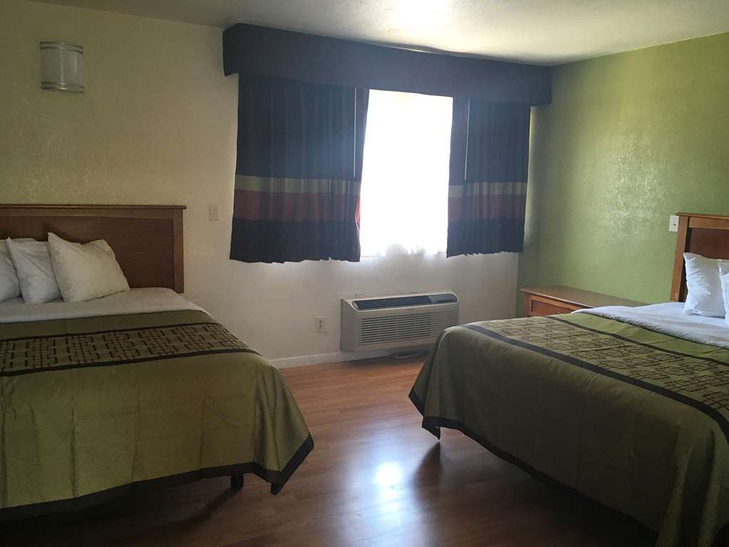 Americas Best Value Inn Visalia Bilik gambar